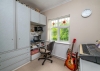 Woodcroft Avenue, Tipton