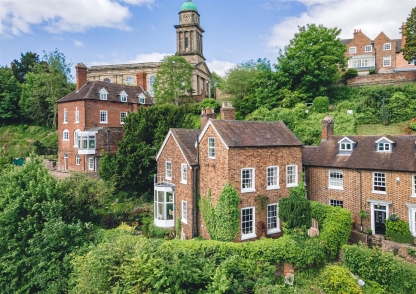 Castle Cliffe House, 24 St. Mary's Steps, Bridgnorth