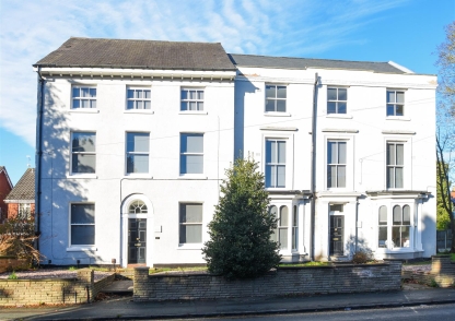 Flat 2, 226 Penn Road, Penn