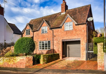 16 High Street, Pattingham