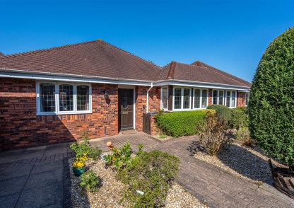 46 Hanover Court, Tettenhall, Wolverhampton, WV6 8QL