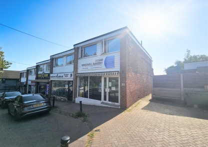 10a Windmill Bank, Wombourne