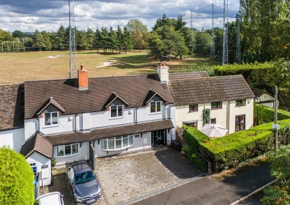 Three Hammers Farmhouse, Old Stafford Road, Cross Green Coven, Wolverhampton, WV10 7PP