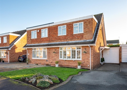6 Gorsty Hayes, Codsall, Wolverhampton, WV8 1PY