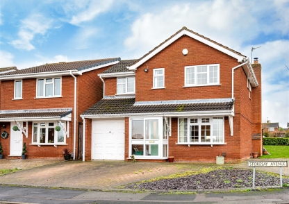 2 Stokesay Avenue, Perton, Wolverhampton, WV6 7RS