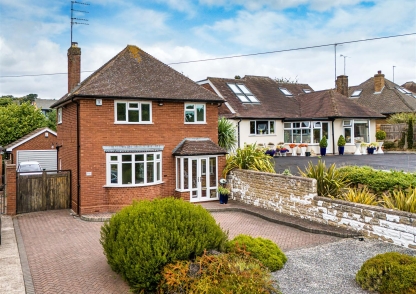 112 Bridgnorth Road, Wightwick, Wolverhampton, WV6 8AG