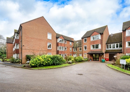 15 Beechwood Court, Corfton Drive, Tettenhall,  Wolverhampton, WV6 8PE