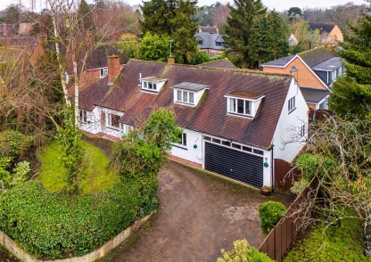 25 Clifton Road, Stockwell End, Tettenhall, WV6 9AN