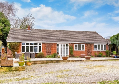 Westview, 30 Wolverhampton Road, Pattingham, Wolverhampton, WV6 7AF