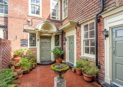 Flat 1 Dippons House, Dippons Drive, Wolverhampton, WV6 8HJ