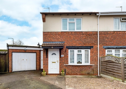 56 Tyning Close, Pendeford, Wolverhampton, WV9 5QH