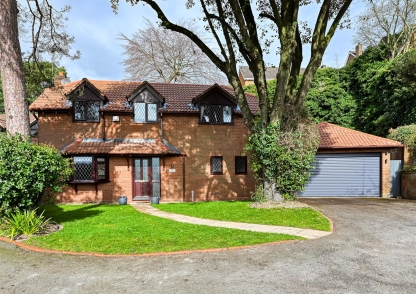 32 Ormes Lane, Tettenhall, Wolverhampton, WV6 8LL