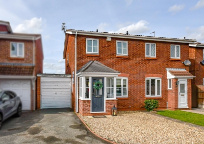 Furnace Close, Wombourne, Wolverhampton