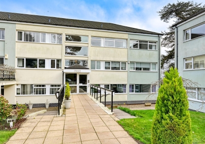 15 Wightwick Court, Wightwick, Wolverhampton, WV6 8HF