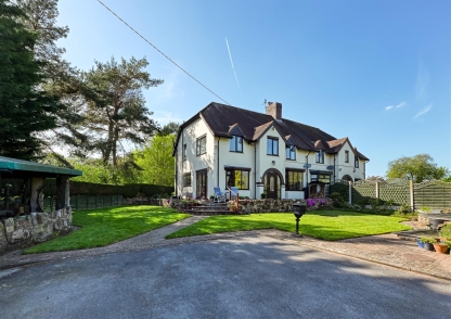 1 The Highlands, Cosford, Shifnal, TF11 9HY