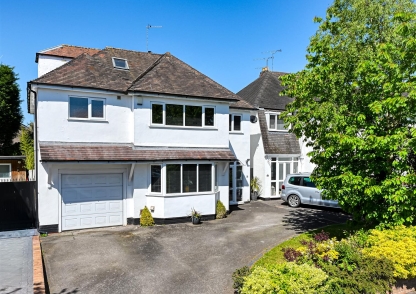 18 Uplands Avenue, Finchfield, Wolverhampton, WV3 8AA