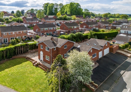 Corner House & Annexe, Daddlebrook Road, Alveley, Bridgnorth
