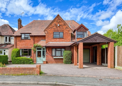 2 Westfield Grove, Finchfield, Wolverhampton, WV3 8EX