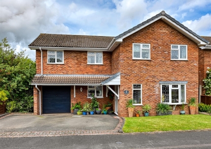 26 Edge Hill Drive, Perton, Wolverhampton, WV6 7SW