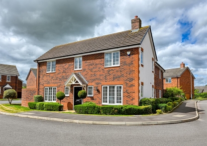 2 Leveson Crescent, Codsall, Wolverhampton, WV8 1FG