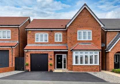 Peartree Drive, Wombourne, Wolverhampton