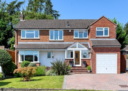 16 Torvale Road, Wightwick, Wolverhampton, WV6 8NW