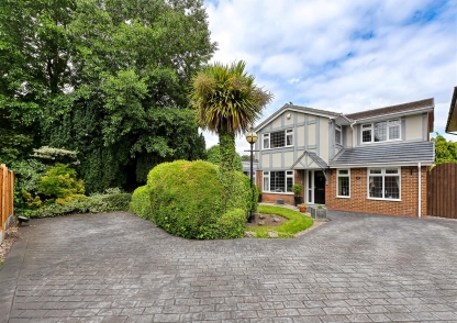60 Woodcote Road, Tettenhall, Wolverhampton, WV6 8LG