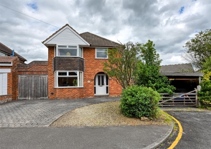 36 Heath Farm Road, Codsall, Wolverhampton, WV8 1HT