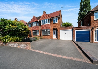 51 Birches Park Road, Codsall, Wolverhampton, WV8 2DT