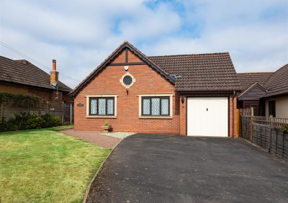Meadow View, 45 Horsebrook Lane, Brewood, ST19 9EF
