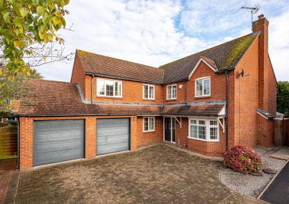 11 Long Croft, Albrighton, Wolverhampton, WV7 3DN