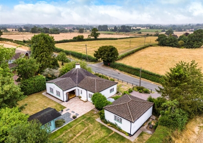 1 Claygates Bungalow, Crateford Lane, Gailey, Stafford, ST19 5PZ