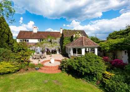 Natsfield House, Nurton Hill Road, Pattingham, WV6 7HQ