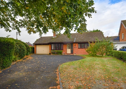 Cloverfield, 1a Redford Drive, Albrighton, Wolverhampton, WV7 3DE