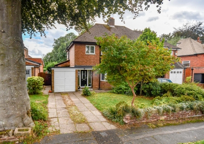 47 Uplands Avenue, Finchfield, Wolverhampton, WV3 8AD
