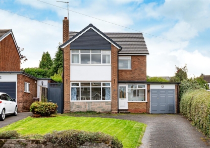 14 Thirlmere Close, Tettenhall, Wolverhampton, WV6 9DG
